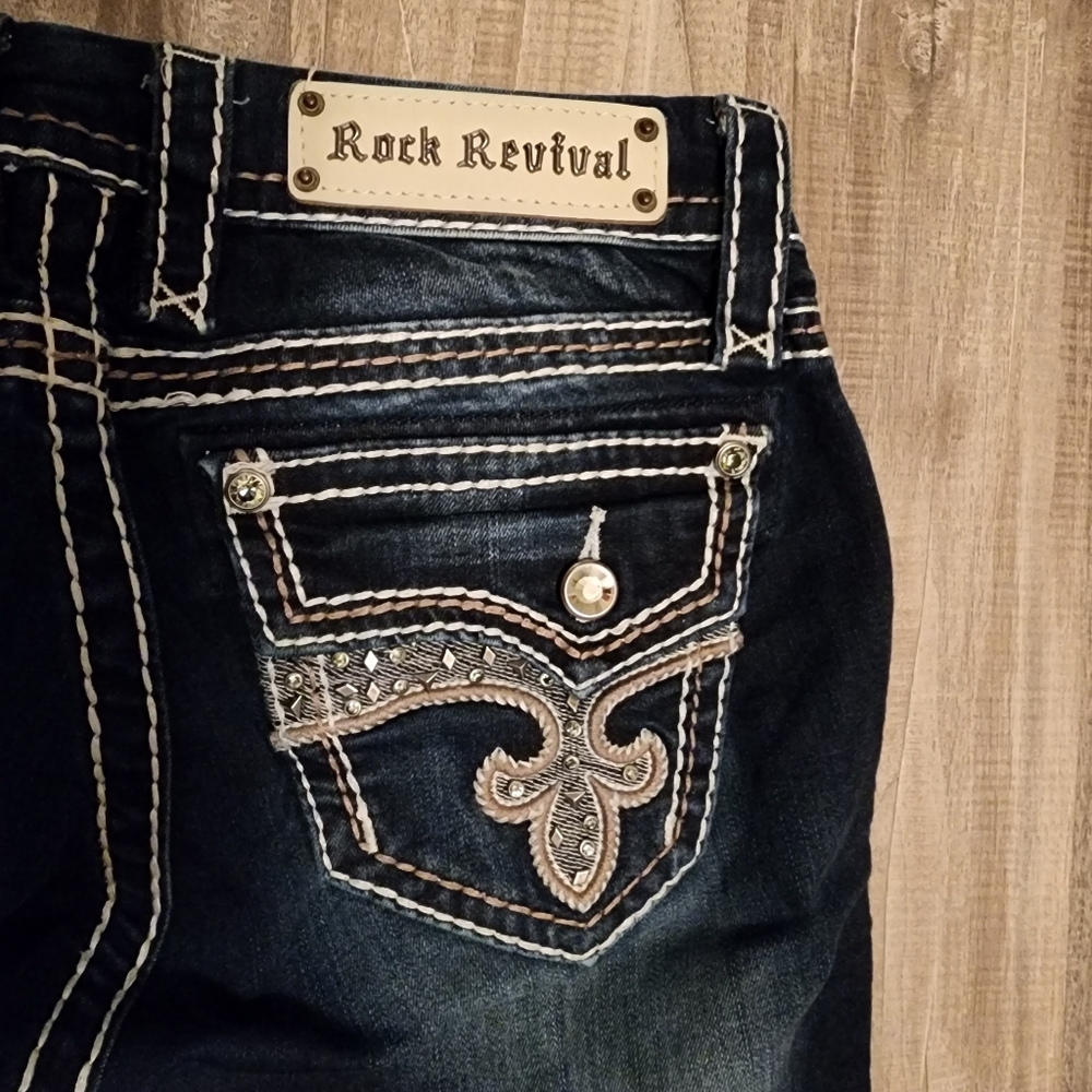 Rock Revival Size 27 Avery Straight Leg Jeans